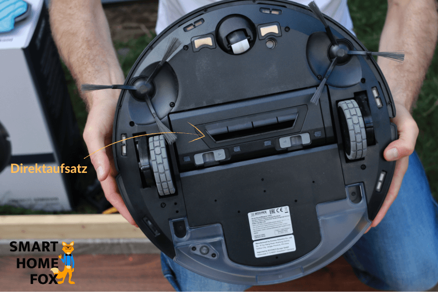 Direktaufsatz am Ecovacs Deebot OZMO 950 Saugroboter angebracht